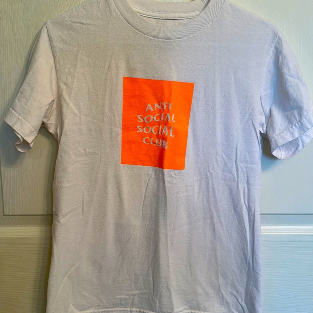 Anti social social club t